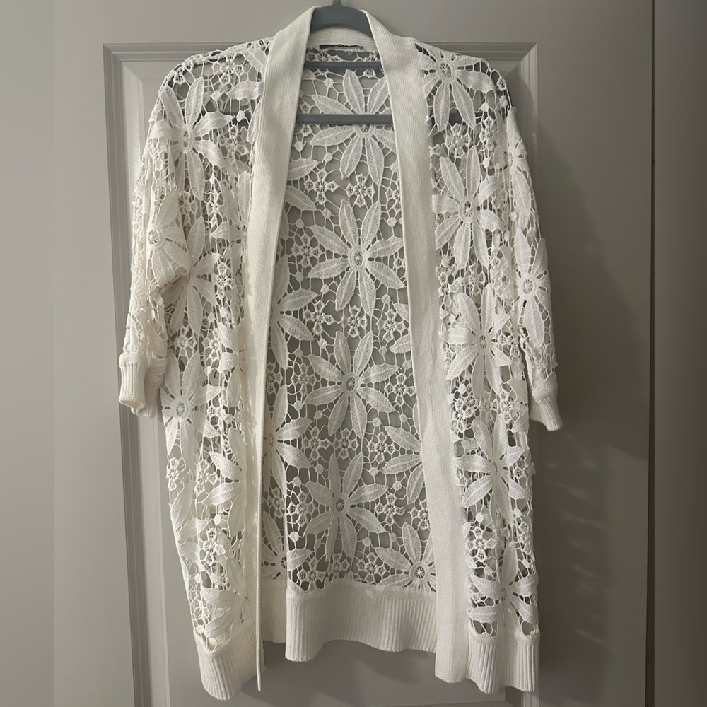 TAHARI FLORAL COVERUP